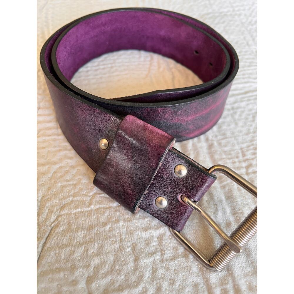 Vintage leather belt plum purple gold tone buckle 32-36 waist western casual